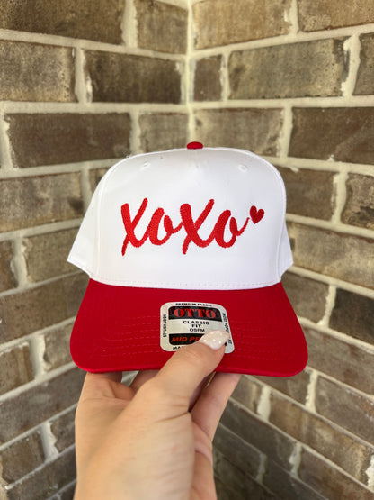 xoxo hat red